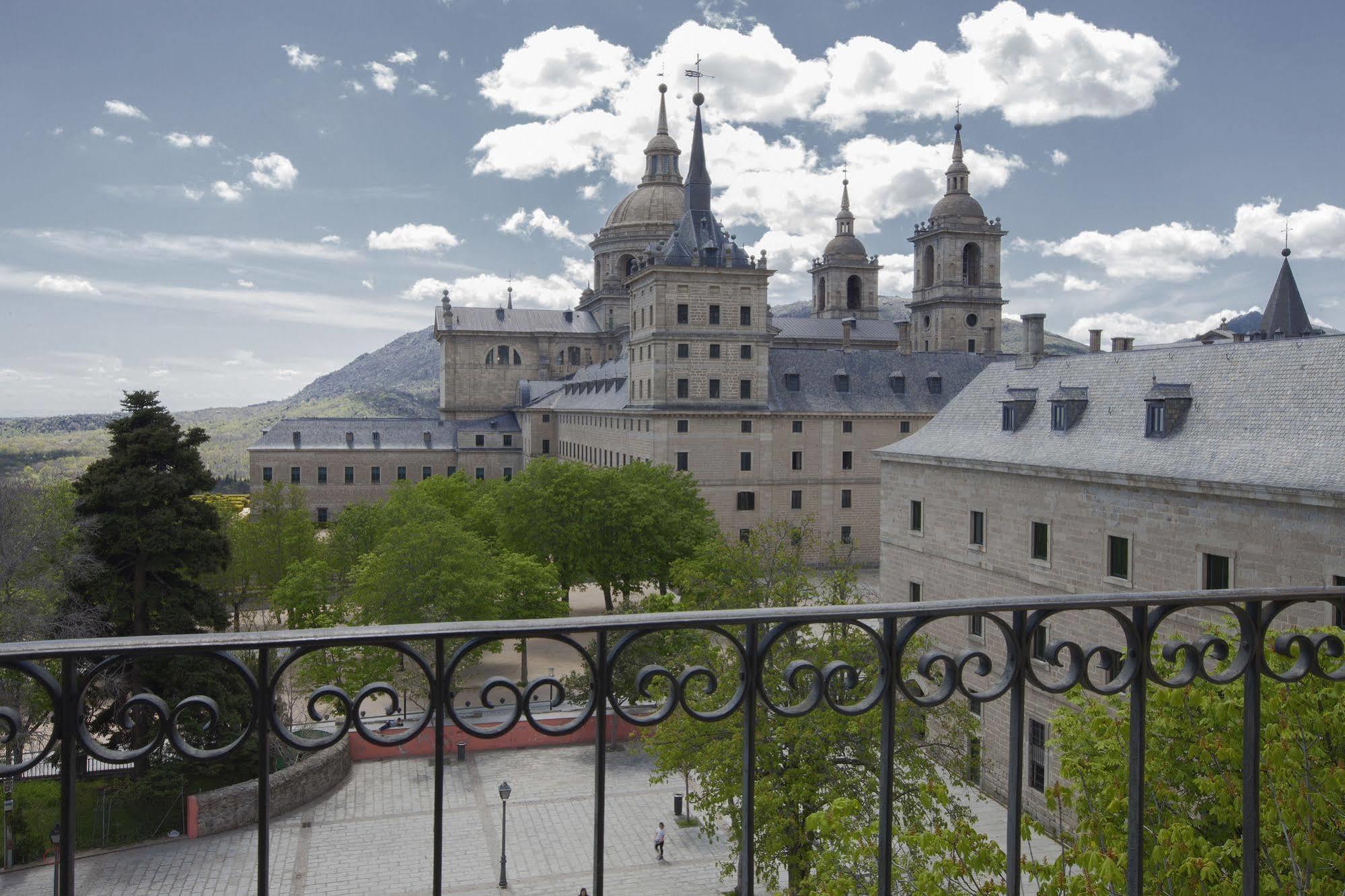 Hotel Florida San Lorenzo de El Escorial Exterior photo